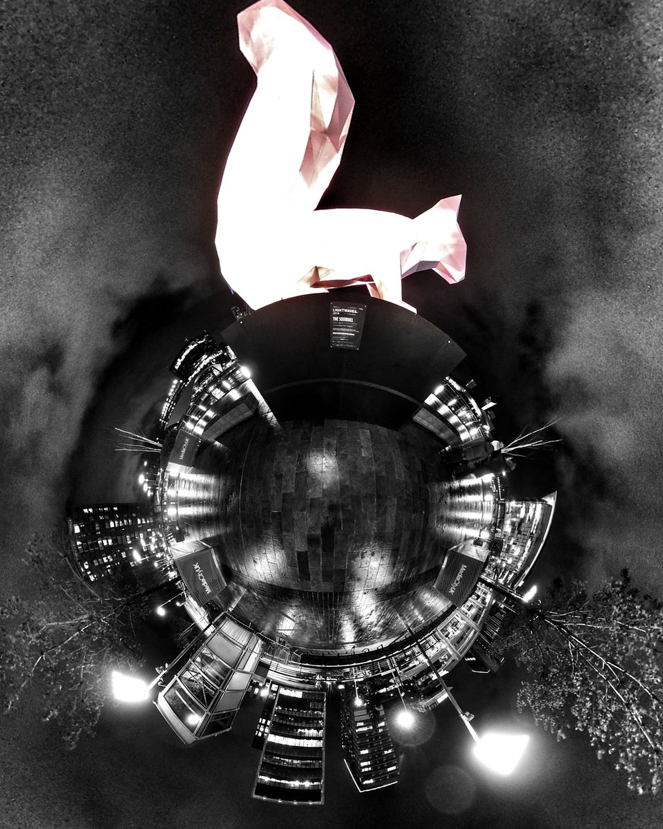 Jonnybentley360's tweet photo. Another shot taken from #lightwaves2018 of a massive squirrel statue from @QuaysCulture
Etsy shop link in profile

#tinyplanet #littleplanet #photosphere #360 #manchester #light #igersmcr #mcruk #shadow #tinyplanets #thisismcr #tinyplanetbuff #vr #color #manchestereveningnews https://t.co/JdGhwopxfS