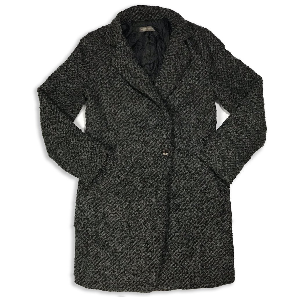 coatsecondshop tweet picture
