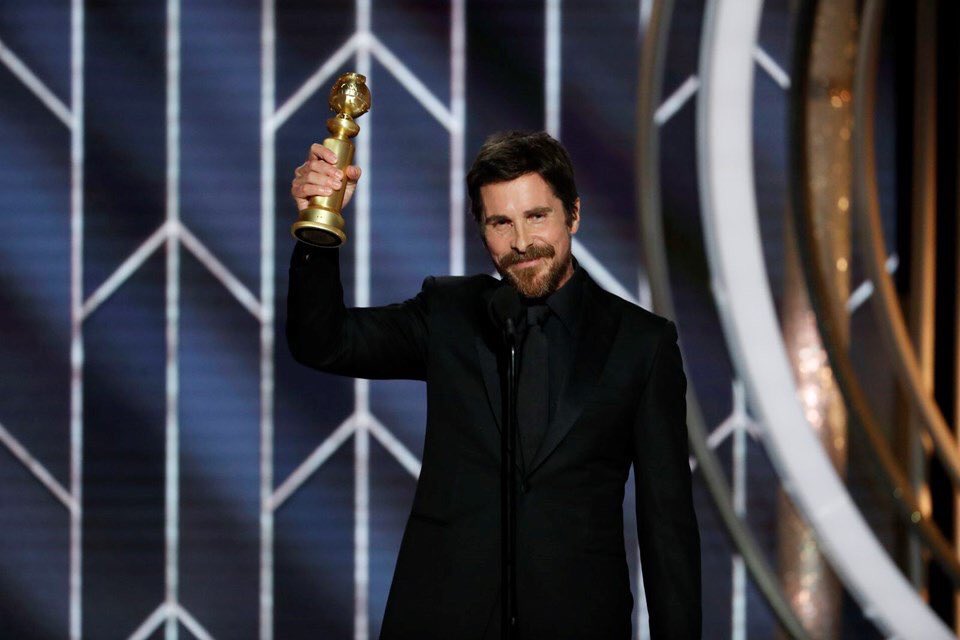 KarikateistH's tweet photo. Christian Bale: “thank you to Satan for giving me inspiration on how to play this role"  #GoldenGlobes https://t.co/5mhg8ywDr8