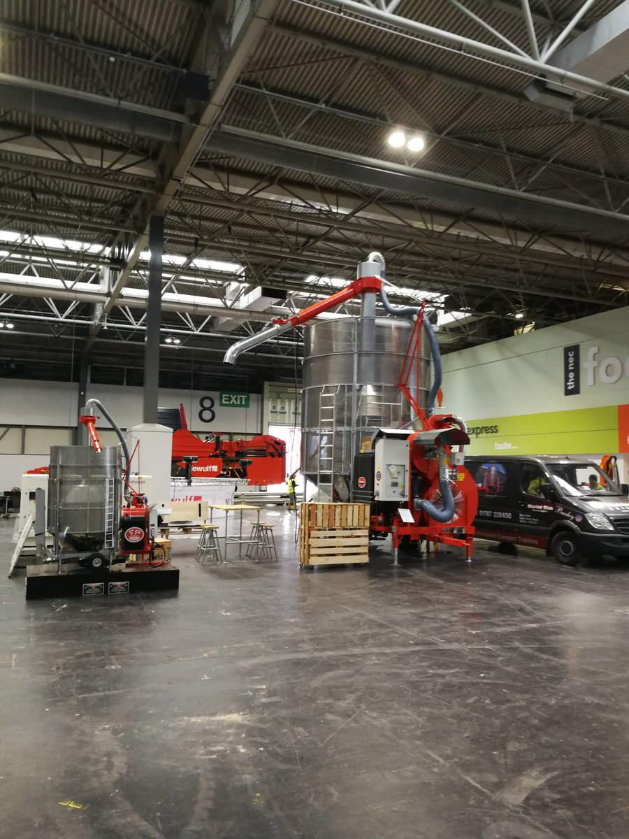 Master Farm Services tweet media