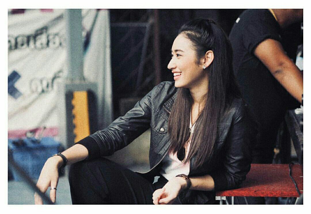 Saowala1060944's tweet photo. ขาดคนนี้ได้ไงกัน 😎 
#tanapatd #ลัทธิสาวออกผัว https://t.co/3kzxMVLmcm