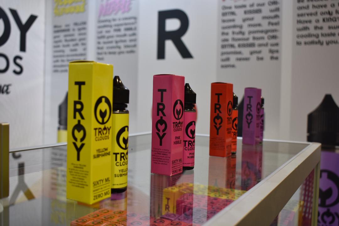 troyclouds's tweet photo. Winter is still around.. Which is your favourite flavor?

#winter #troyclouds #vape #vapelife #eliquid https://t.co/bAhuXKNJqD