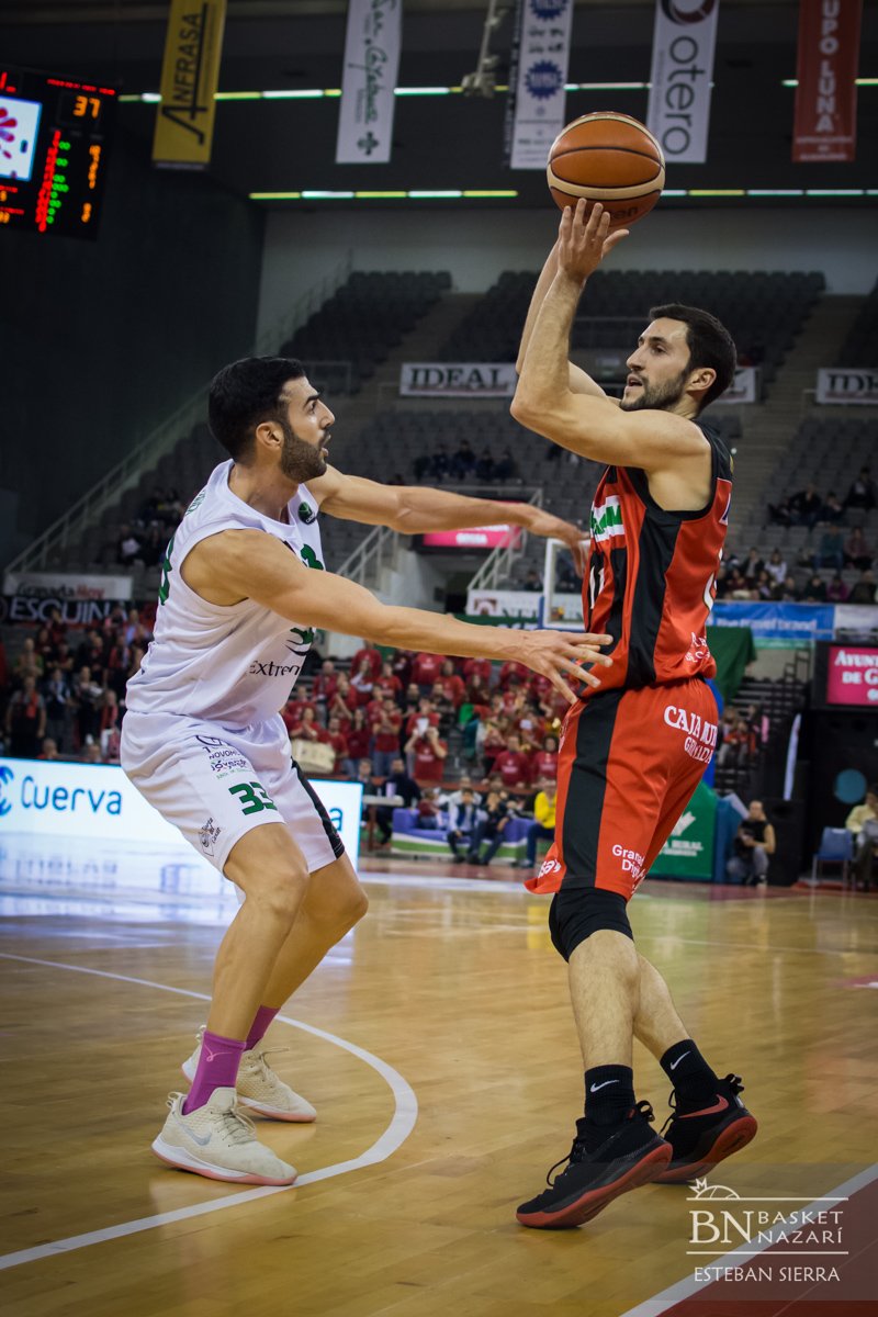 BasketNazari's tweet photo. GALERÍA 📸 | Ya puedes ver las imágenes de @esteban_sierra del encuentro entre @FundacionCBG y @Caceres_Basket 

➡️ https://t.co/g4mDpiASRw https://t.co/Gp5cdMN1Ey