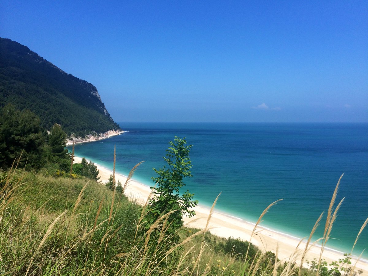 Buon anno e Buone Vacanze nella #rivieradelconero