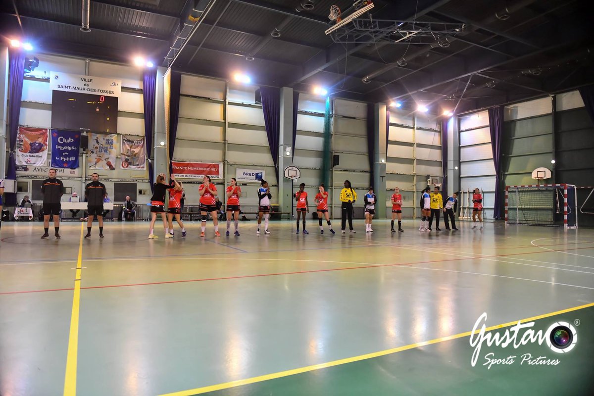 Après près de 2 mois sans compétition, l'Entente chute chez sa voisine <a href="/stellahandball/">Stella St-Maur HB</a> 3️⃣0️⃣ - 2️⃣2️⃣ pour son match de reprise. Réaction attendue face au <a href="/SambreAvesnoisH/">⭕️ SambreAvesnoisHB ⭕️</a> samedi prochain au Clos de l'Arche !
Merci au 📷 <a href="/GSportspictures/">Gustavo SportsPictures</a>