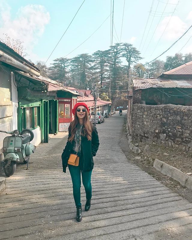 AanamC's tweet photo. Spending my day aimlessly strolling around and exploring the quaint little corners of Mussoorie’s streets ⛰ Sister Market, Chaar Dukaan and Mall Road are the must see areas around here!
-
#WhatWhenWearTravels #WhatWhenWearExploresIndia https://t.co/fp1KJMvvDO https://t.co/Y7qu4FsSnR