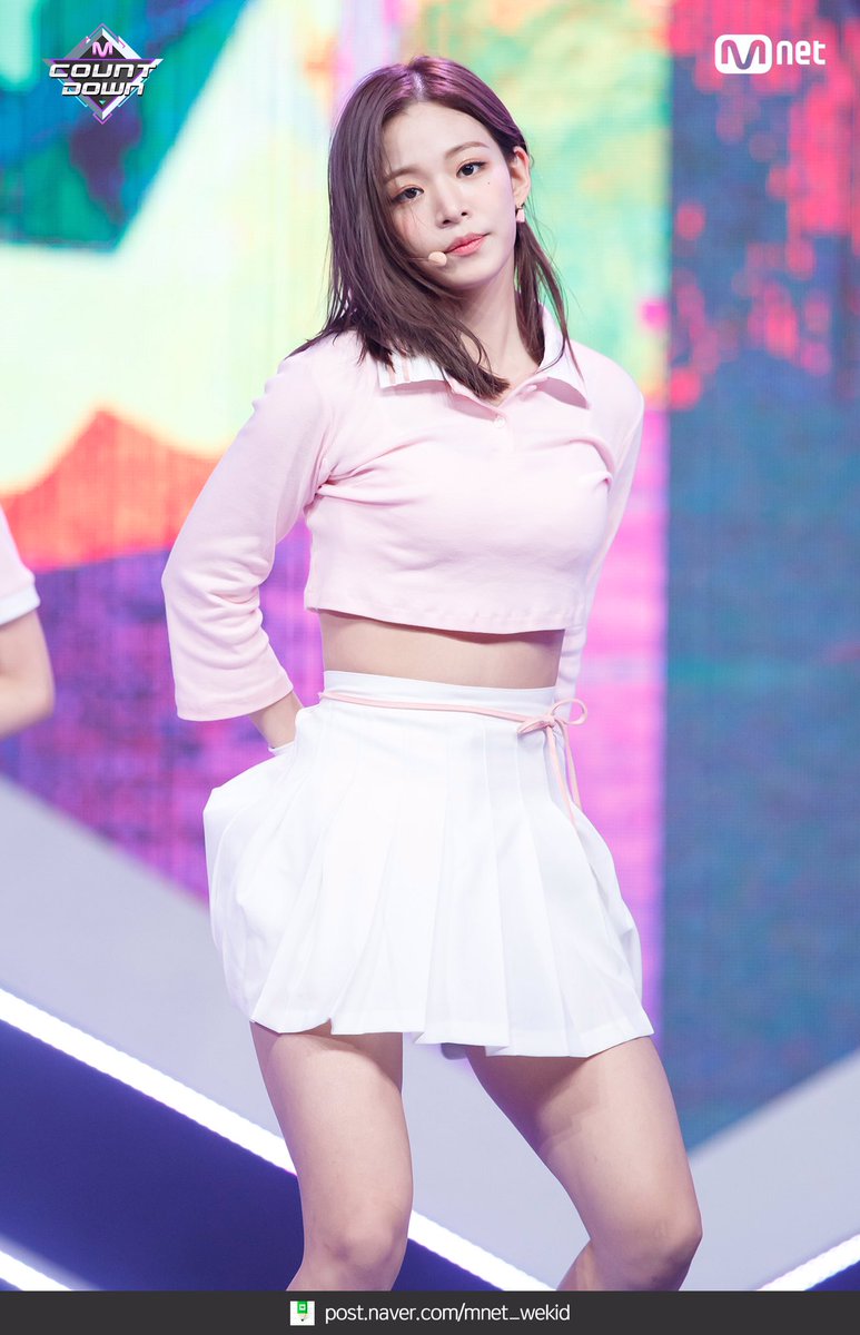 cyfromis's tweet photo. #이채영 #프로미스나인 #fromis_9 https://t.co/DnmVrmlGH1