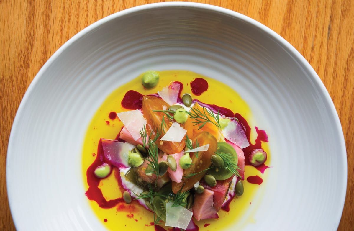 Hi #Ottawa! ICYMI: #WellingtonWest restaurants <a href="/CarbenOttawa/">Carben Food + Drink</a>, <a href="/AbsintheCafe/">Absinthe Cafe</a>, Stofa <a href="/jasonsawision/">هشتاق ترند 1</a>, <a href="/SupplyOttawa/">Supply and Demand</a>, <a href="/thegastropub/">the welly</a>, &amp; @AlliumOttawa were featured in <a href="/ottawamag/">Ottawa Magazine</a>! 
Check out the article here: buff.ly/2Vl8eog

#Ottawa #MyOttawa