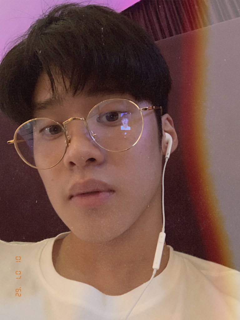 สวัสดีตอนเย็นค้าบ. #KissBoyTH