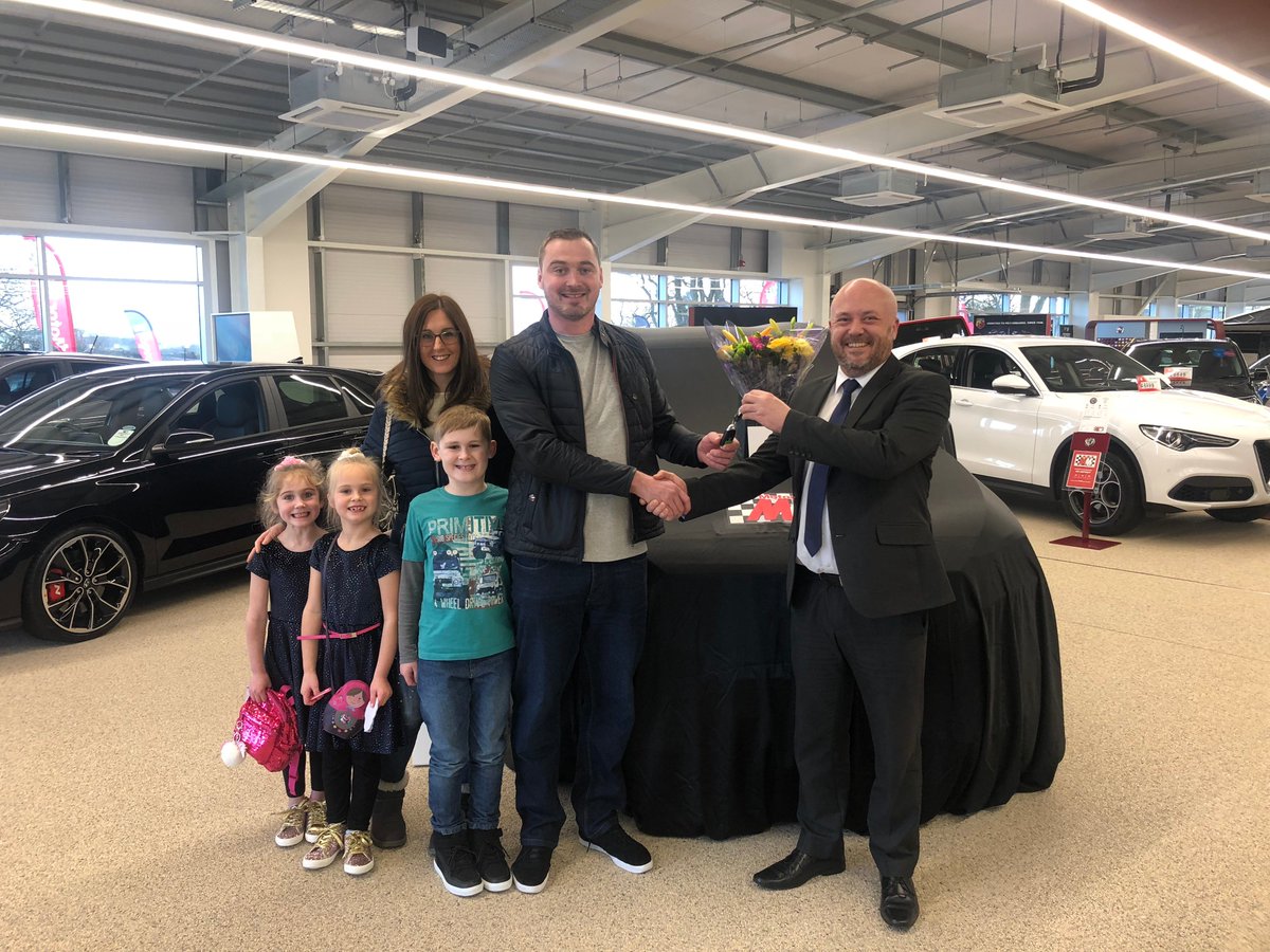 Before Christmas Mr &amp; Mrs Murphy &amp; children collected their brand new Hyundai Santa Fe @ Motor Mall. 
Sales Exec Dave Mason covered the car so they could open it like a big present! 
We hope that they had a wonderful Christmas &amp; that they are enjoying their new car #Happyhandover