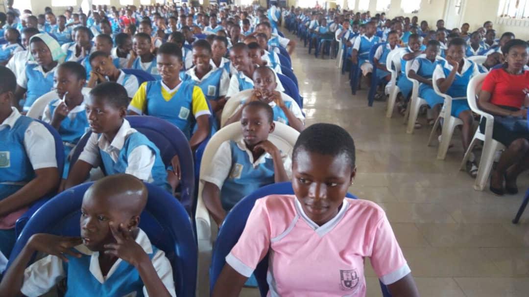 HallmarksNG's tweet photo. In 2018, our Girls were able to focus on their education and avoided Teenage Pregnancy. Thanks to great Pregnancy prevention advice from us. Join us to keep to our resolution of suppressing Teenage Pregnancy and saving more Girls from its dangers in #2019. 
#Hallmarksinitiative https://t.co/a7erJlj1Ic
