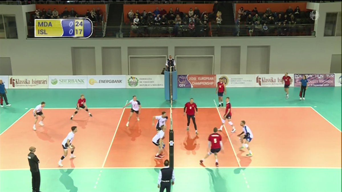 Vorkenni alltaf gæjanum sem þarf að spila með andstæðingnum í blaki