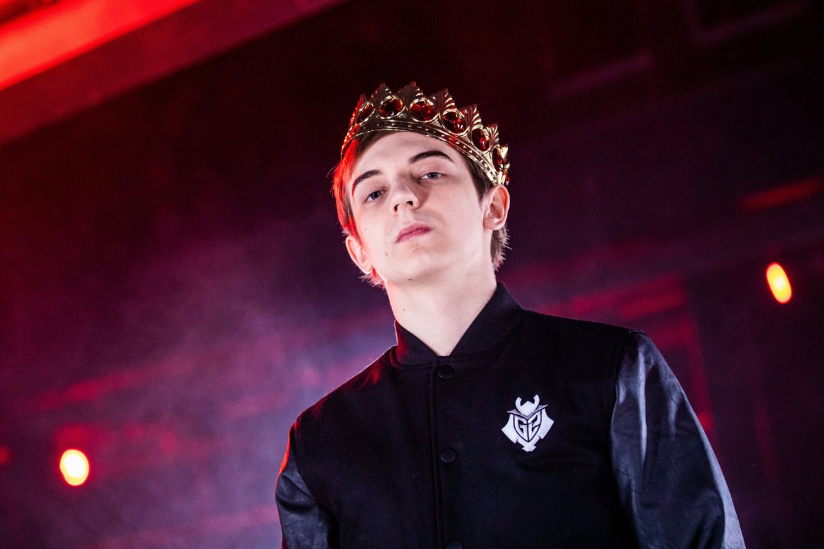 Tuwan_eSports's tweet photo. .@G2Caps_ on his vision for the brand new #LEC:
"Obviously with a roster of this caliber we all want to win EU and have a 36–0 year."

Read what he has to say about Perkz's ADC performance, CAPS DAD, LEC 2019 and more at: 
https://t.co/CWdobksl4C
📸:@G2esports @ziminaite https://t.co/Ip4DeAkCjB
