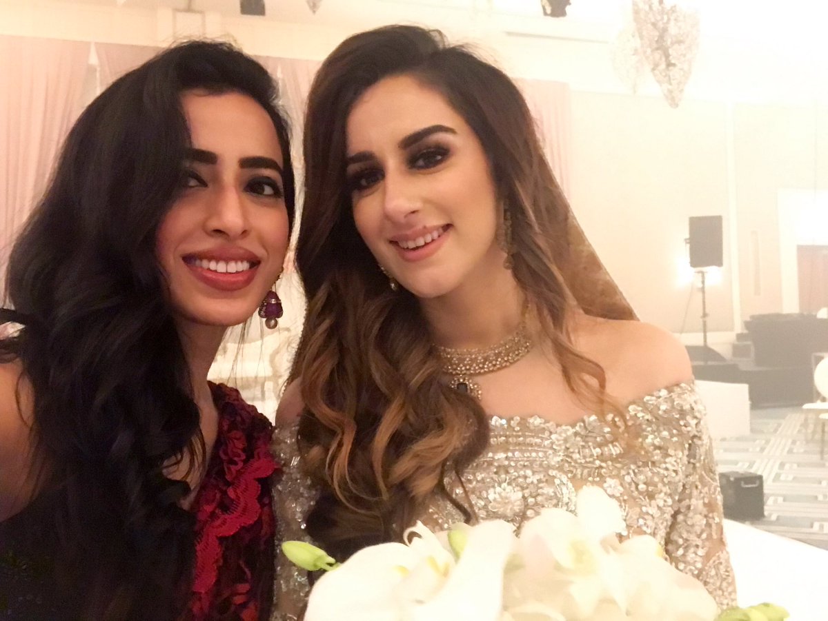 nadiaazahid's tweet photo. Big Fat Family Wedding be like.... 🥰#decemberweddings #surreal #famjam #jabbars #nonstopfun https://t.co/c9ldeMbtz9