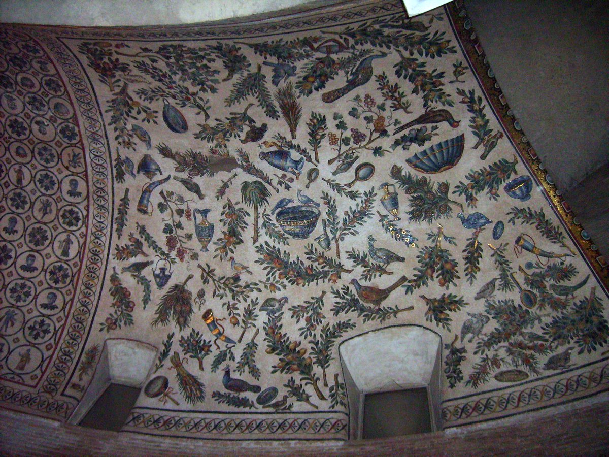 ArtPursuits's tweet photo. The circular, round ambulatory of Santa Costanza in Rome is completely covered with some of the most glorious early Christian mosaics you will find anywhere - a must visit for those with an interest in early Christian art. https://t.co/nabgL3kfBx https://t.co/p6ZnGS1fYp