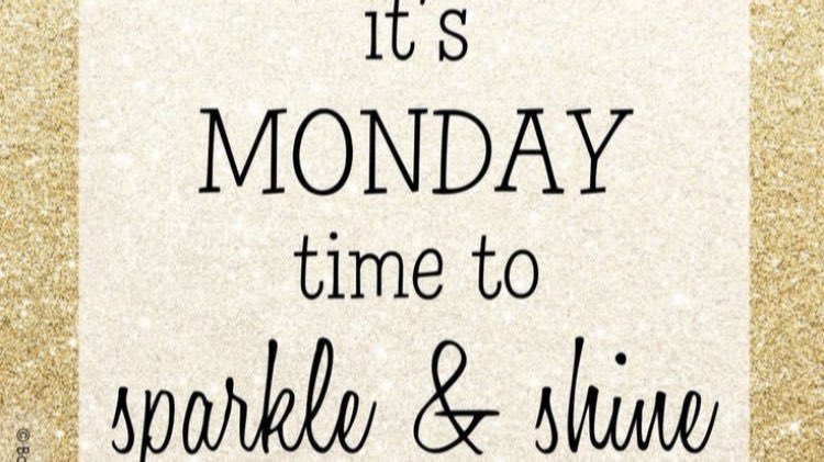DrJStephensVP's tweet image. So many kids are waiting for the security of school this morning. Let’s welcome them all with positivity, hope, love &amp;amp; good vibes.✨📝🗝#CelebrateMonday #TrendthePositive #JoyfulLeaders #LoveWorks