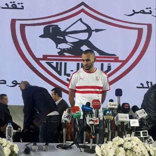 hebaalio's tweet photo. اهلاً بلاعبنا المونديالي قاهر دي خيا ولاعزاء ( للشحاتين) https://t.co/HFP1K8cflX