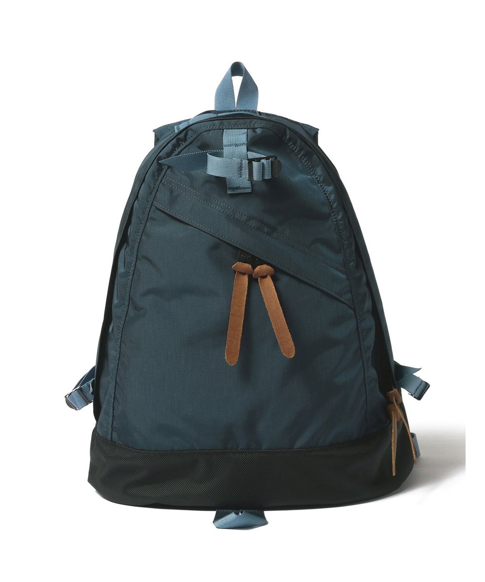 セール】＜GREGORY＞創業時に作られたデイパックのディテールを限り