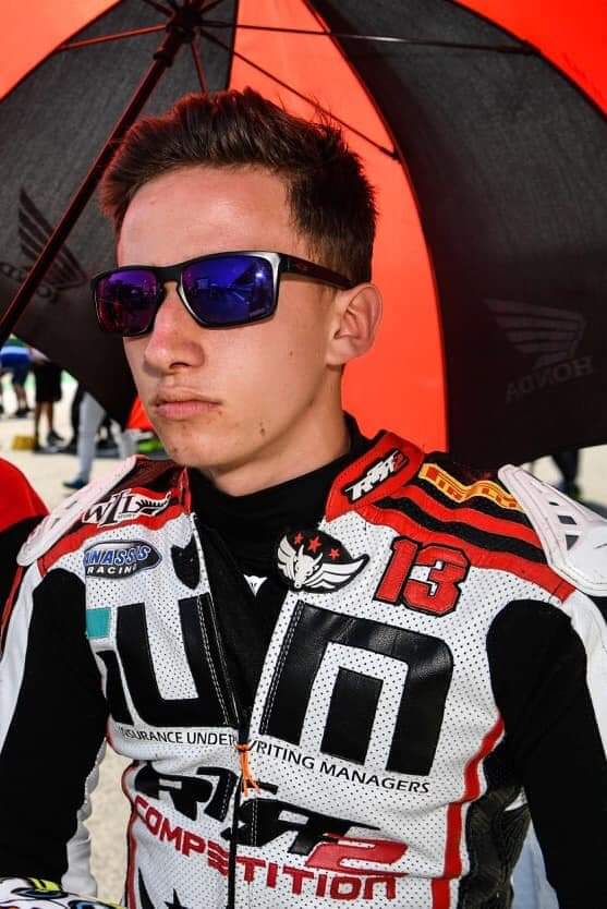 SellerRacing's tweet photo. Seller Racing is extremely proud to announce the signing of Dino 'Bambino' Iozzo as our 600cc rider.

@KingPriceIns  @PortableShade @dragonenergyint

#yamahasa #sharkhelmets #dragonenergy #kingpriceextreme #ohlins #factory 

Welcome to the team Bambino https://t.co/BbPfubt6iM