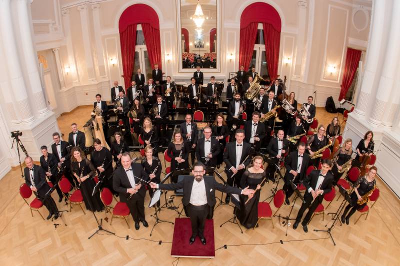 12.01.2019 🎶
Concert de Nouvel An #2019 au Cercle Cité
Réservez vos tickets !

Plus d'informations : ow.ly/Vu7L30n8VqE