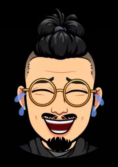 c90x1's tweet photo. #FortniteMiddleEastServers شباب كل واحد يفشخ جوال اخوه ويغرد ونجيب دبل ٣ مليون 😂😂💔 https://t.co/fiax1GcQ1J