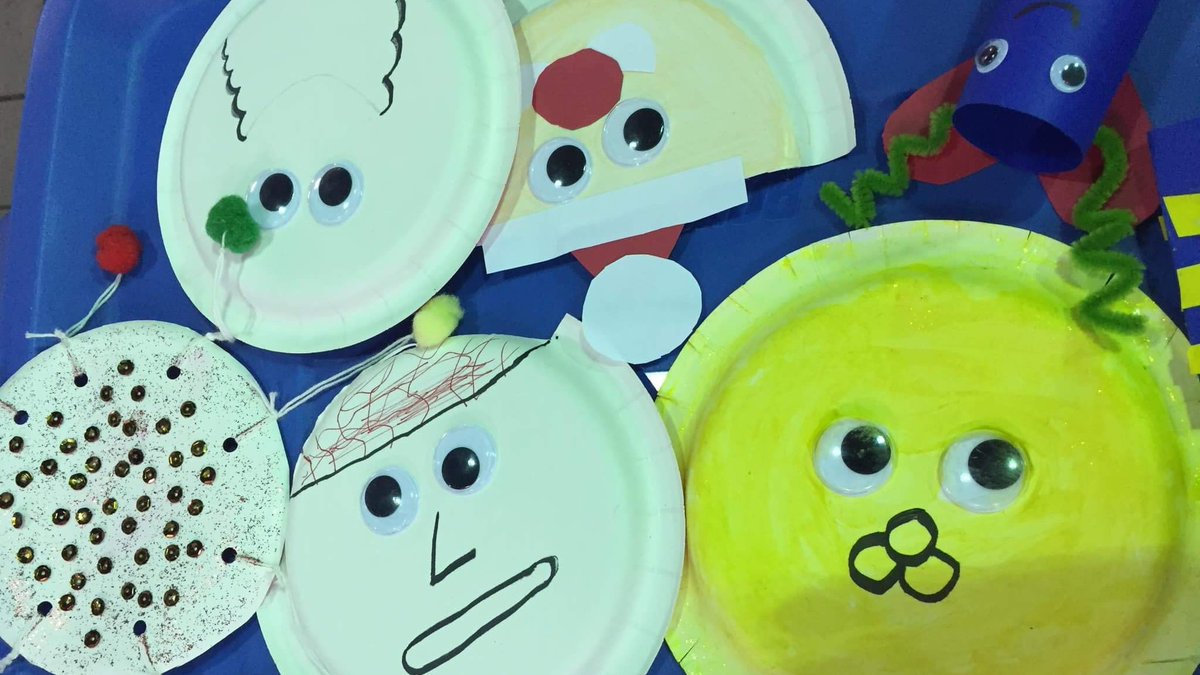 A new week means another Wednesday Family Night at all FOUR of our #StAlbert locations! 

Come craft with us from 4-7pm.