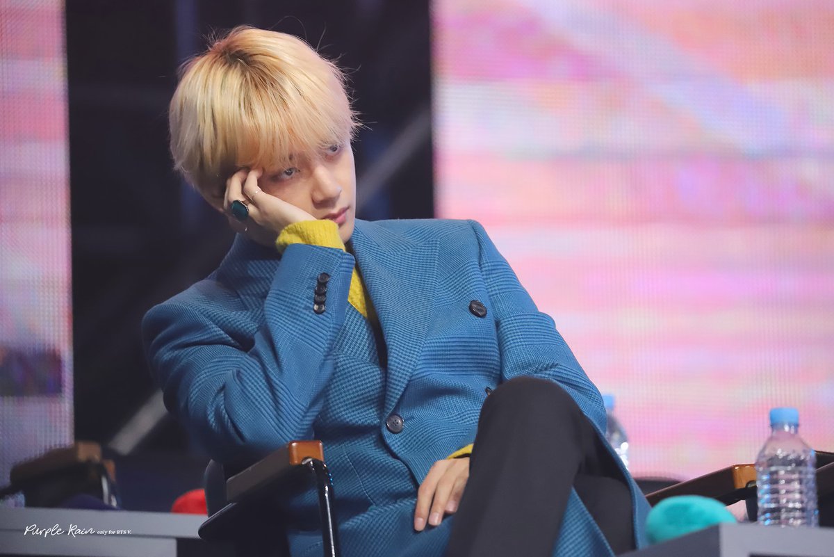 jiminsabs_'s tweet photo. Your mom when you come home 5 mins late from the alloted time given to you
#JUSTBTS https://t.co/RorhrGzWA1