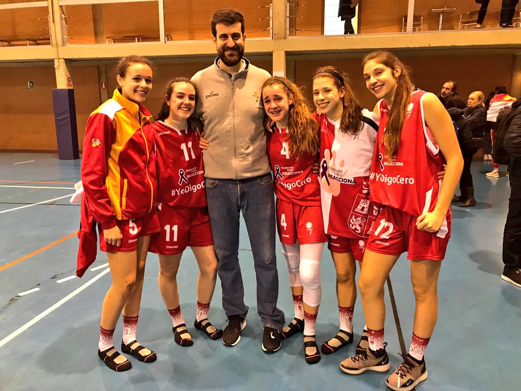 barrio1985's tweet photo. El camino que emprendimos en Béjar en verano de 2014 y nos dio un Ascenso en el #Mini2015, ha culminado con un gran quinto puesto en el #KDTINF2019. Pero por encima de los resultados está el aprendizaje. Ha sido un placer acompañar en este viaje a #CyL03 y crecer junto a ellas. https://t.co/KZcEXWTuJR