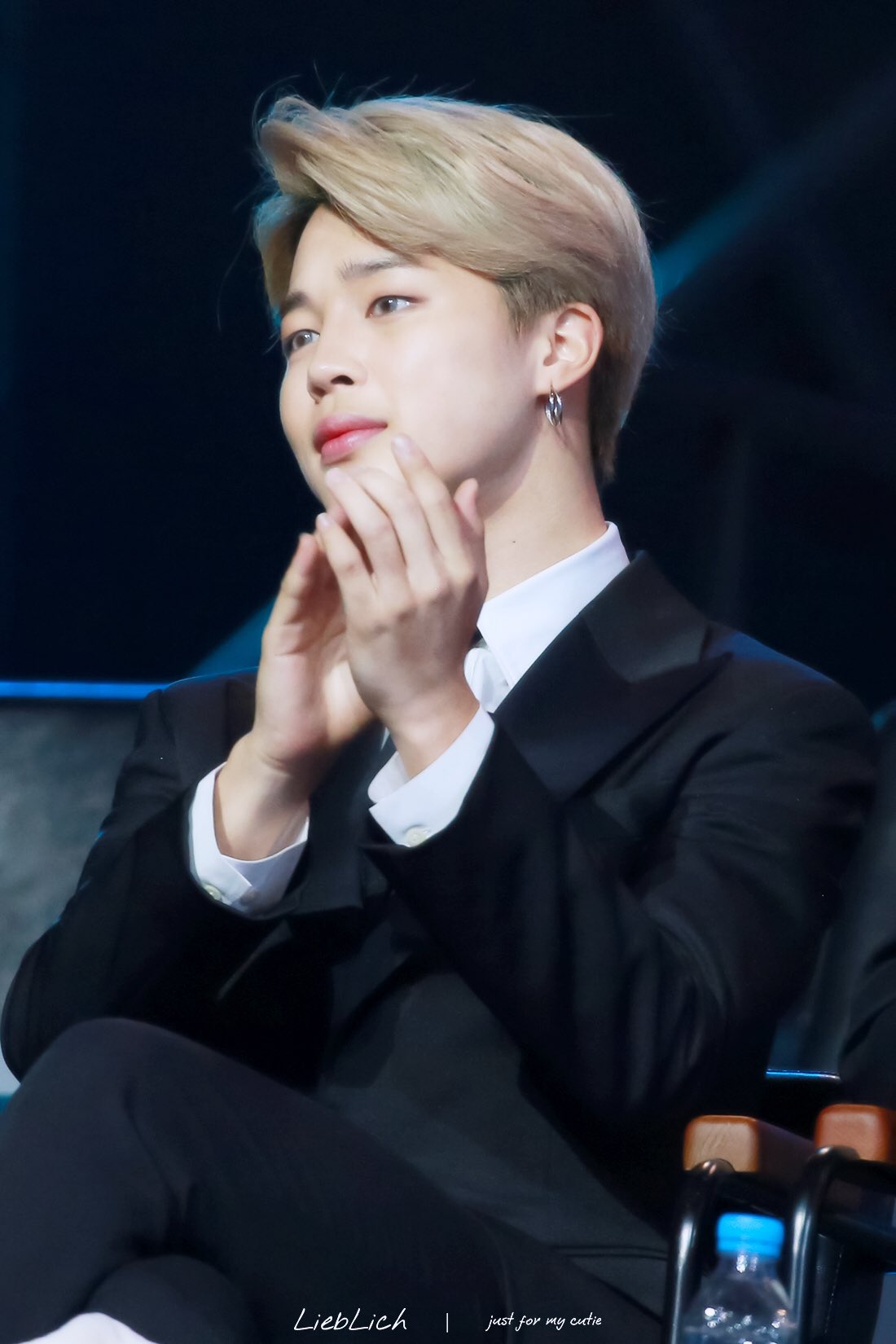 리플리히 𝑳𝒊𝒆𝒃𝑳𝒊𝒄𝒉 on Twitter "[HQ]190105 골든디스크 Park Jimin