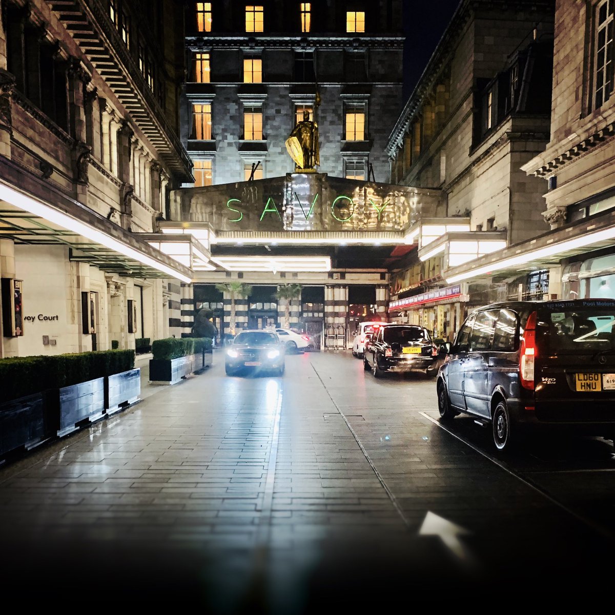 the_un_loved's tweet photo. Lovely catchup with our friends @TheSavoyLondon this afternoon - it was beautiful!
#Happy2019 #CreativeAgency #BeautifulByDesign #Leicester #London https://t.co/eYGyDCZhVO