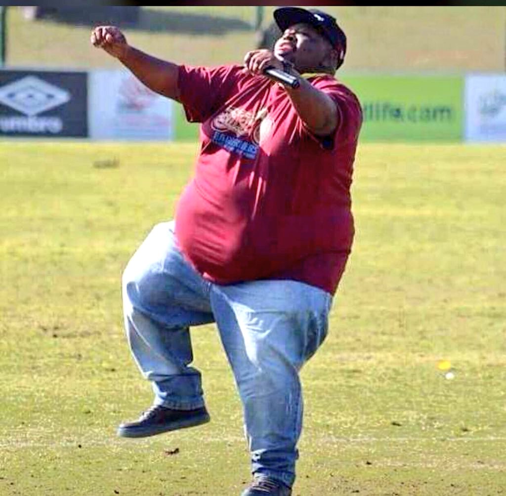 TheShyGuy_ZN's tweet photo. I knew this was gonna happen... If #JerryMaake from #TheQueenMzansi can wake up from the ashes, what can stop #Simlindile from waking up from the dead... #IsithembisoMzansi
I don't think this boy (#Sithembiso) is a Motaung ππππ What if he is Zamani's son π€π€π€π€ https://t.co/9cVJMXFOyX