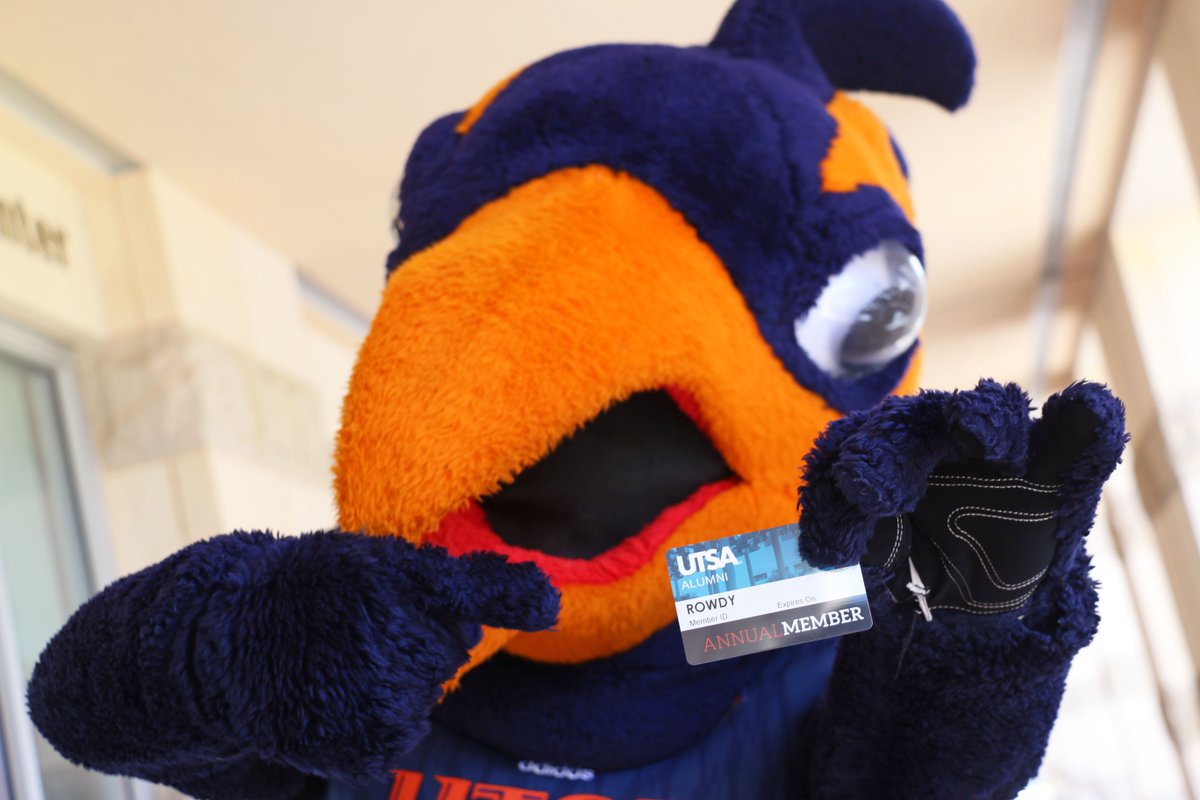 UTSAAlumni's tweet image. 📣 Hey, there recent Grads! Rowdy has his UTSA alumni card, get yours for FREE at alumni.utsa.edu/newgrad. #UTSA #UTSAAlumni #UTSAGrad18