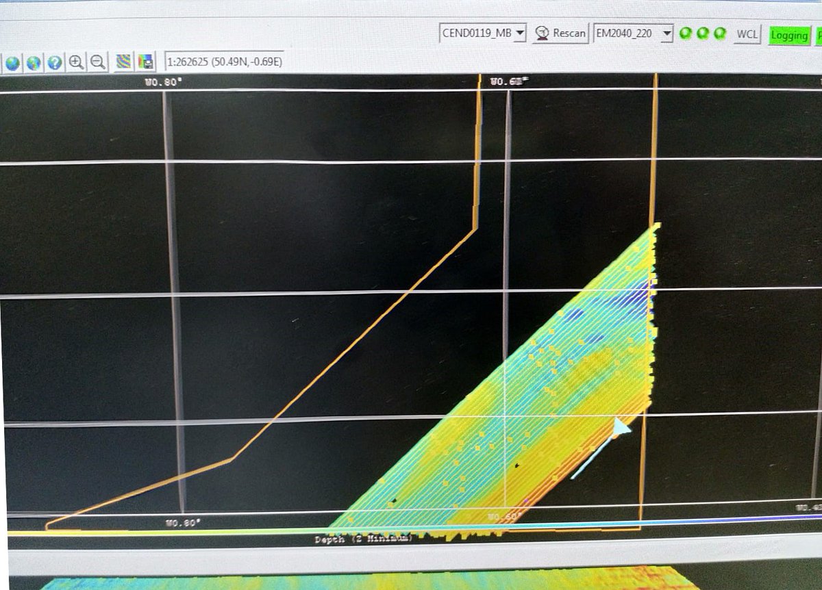JNCC_UK's tweet photo. The JNCC & @CefasGovUK #CEND0119 survey crew arrive at Offshore Overfalls #MCZ! Learn how the team are using #sonar to discover the depth & hardness of the seabed by measuring how long it takes for sound to travel from the ship to the seafloor & back again https://t.co/JzUVDz1AGj https://t.co/TPWYaLoMgD