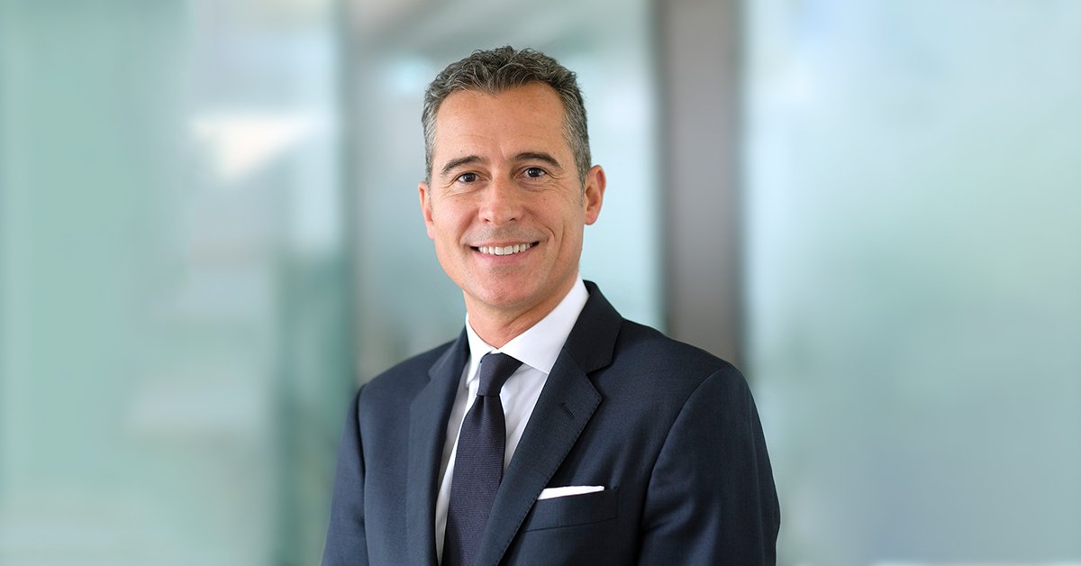 HuhtamakiGroup's tweet photo. Huhtamaki appoints Charles Héaulmé as President and CEO. The transition  will take place on April 26, 2019, following the Annual General Meeting.  Read the full release at https://t.co/Lfj75Y6MLH https://t.co/s3yMxXyLvh