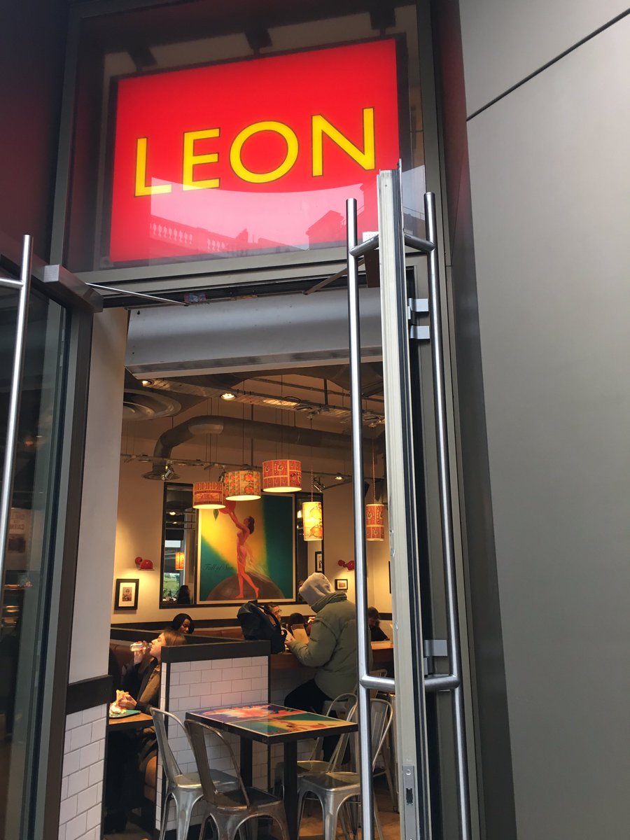 Just been told by @leonrestaurants on The Strand *not* to eat there if our son’s allergies are “life-threatening”. He says it’s a ‘new policy’. What do you say about that @JohnV_LEON @HenryDimbleby? We’ve previously had great service - now you decide you can’t cater??? #allergy