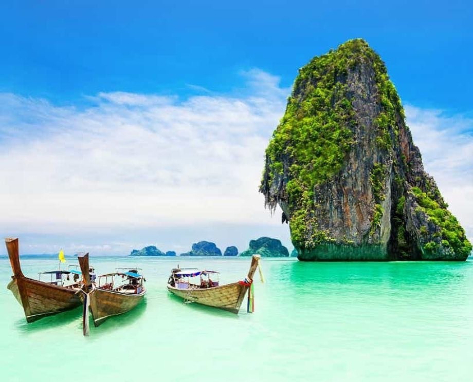 Thaitwister1's tweet photo. Railay Beach #thai #thailand #holidays #singleurlaub #railay #beach https://t.co/q2VbLOa5yB