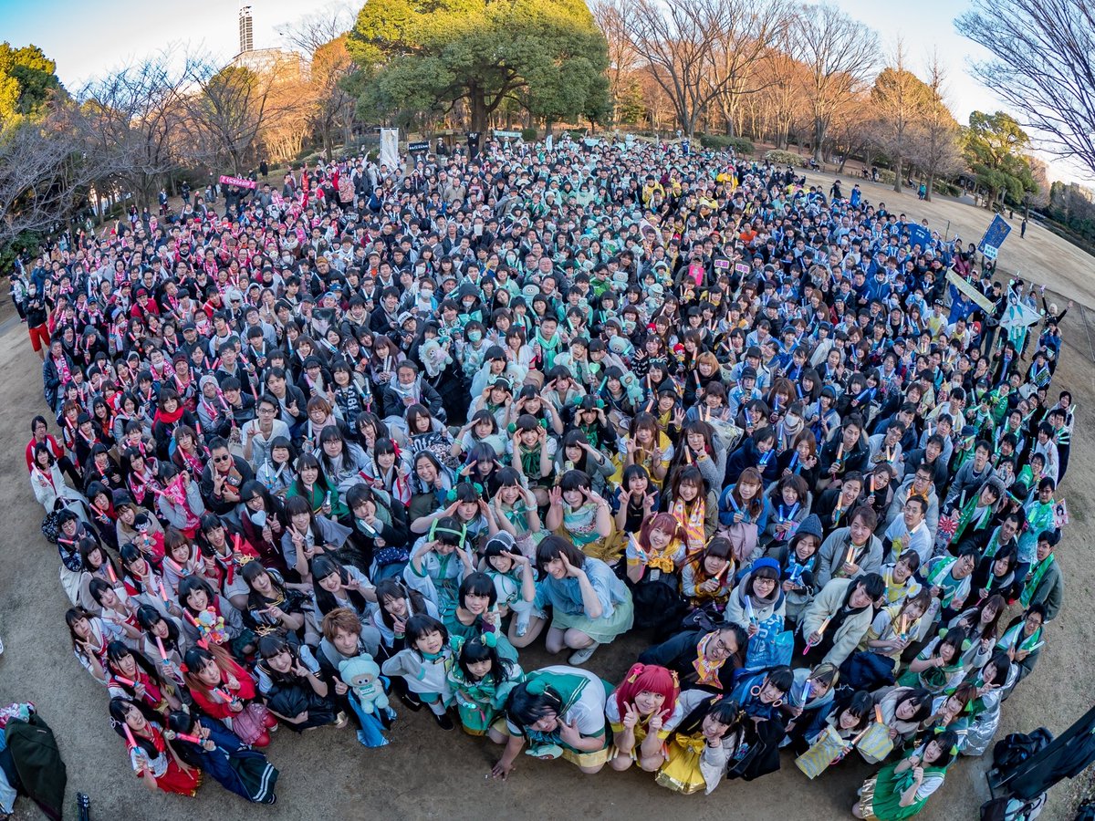 dempakikaku's tweet photo. 【2019/1/7(月)でんぱ組.inc武道館公演ファン集合写真企画】
推しメンバーごとのファン集合写真です。たくさんの方のご参加ありがとうございました。
⑦ねむ推し集合写真
⑧全体集合写真(再掲)
 
#ワレワレハデンパグミインクダ https://t.co/Mynol0GBe4