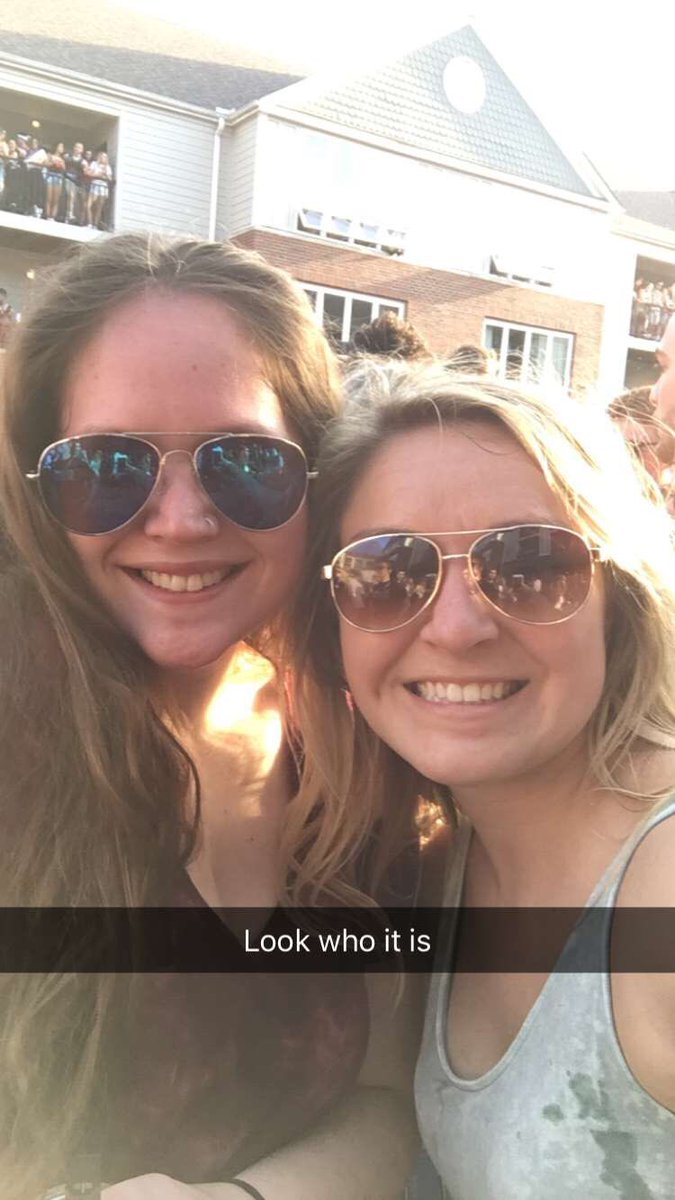 Happy 21st Hannah whit!! Hope you enjoy your first beer and get wild like I you know how!🍻Miss youu lots!❤️🥳