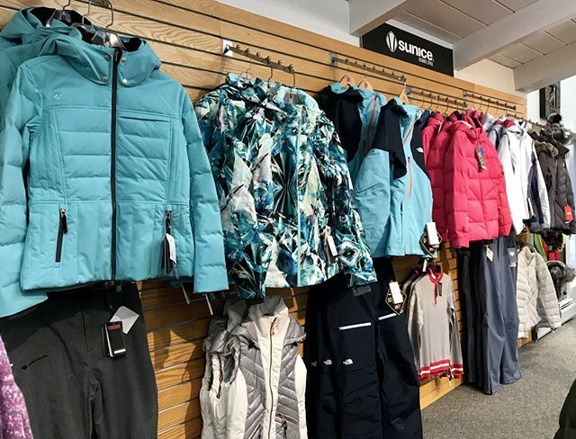 Are you kicking yourself in the butt today for not buying that awesome jacket you saw over the weekend at Northern Ski Works? Buy it on northernskiworks.com. Shop today! Free Shipping on all orders over $200. #killingtonskishop #northernskiworks #ski… bit.ly/2TBB1mZ