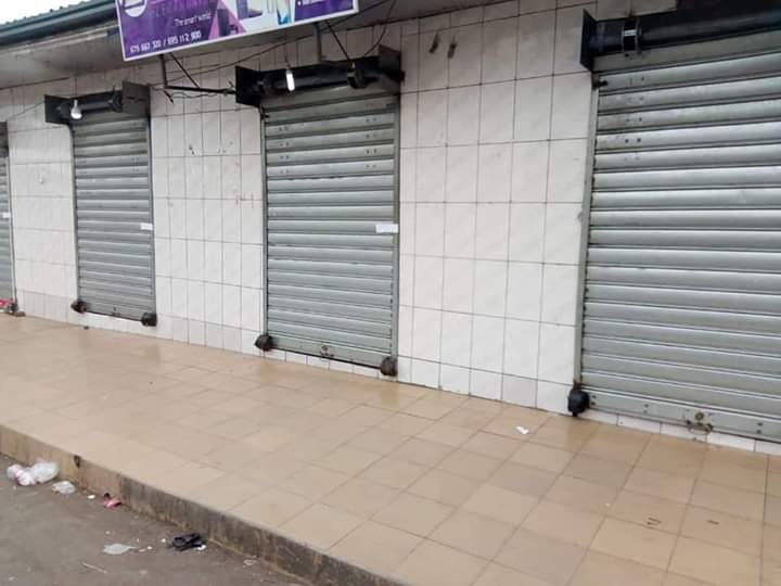 Buea Mayor seals doors of shops as ghost town intensify.
He proceeded to seal shops whose owners stayed home in respect of today's ghost town.
The mayor had warned them to open shops or face sanctions, but the traders say they cannot open shops in empty streets and markets.