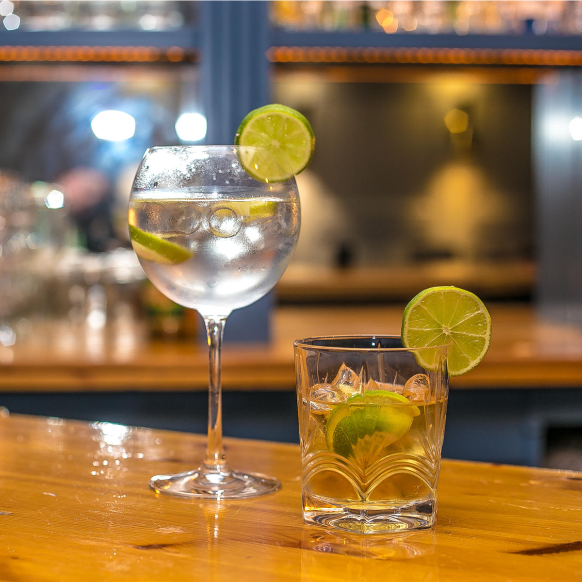 JimDoylesBray's tweet photo. Monday blues dragging you down? We have the cure 😉

#bray #pub #irishpub #seafront #wicklow #delicious #irishrestaurant #irishpub #potd #f4f #l4l #irishbar #cider #whiskey #gin #oharas #guinness #craftbeer #craic #beerlove #foodie #greatfood #seafront #PubGrub https://t.co/FHY5BvCkgw