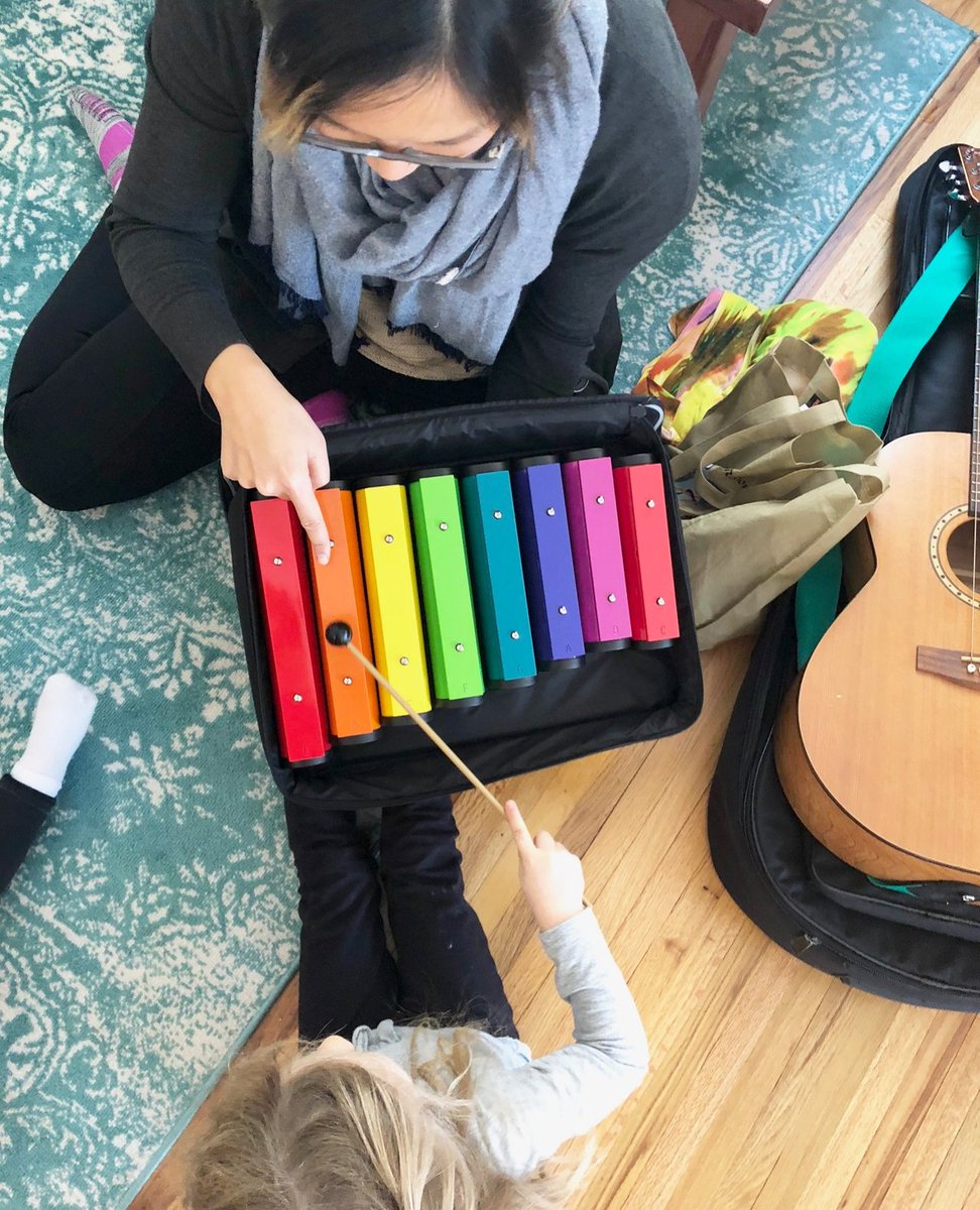 alliancemusictx's tweet photo. Today's #InterventionMonday is a simple + reinforcing way to teach colors through instrument play: point to a color you want you kiddo to play & allow them to practice color identification (the sound they produce will act as natural reinforcement + motivation to continue!) #music https://t.co/ZF2OjimH4O
