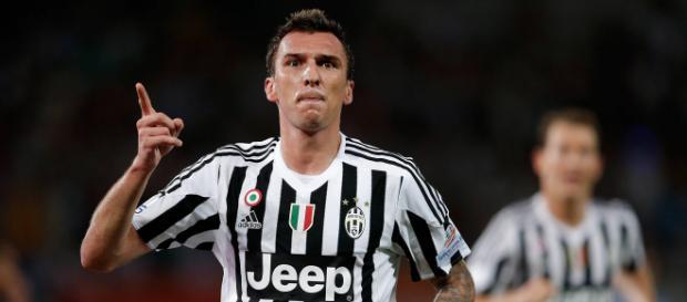 La #Juventus decide il futuro di #Mandzukic e mette sul piatto un'offerta che non si può rifiutare
#Juve #Calcio #ForzaJuve #SerieA #MarioMandzukic http://www.juventusmagazineofficial.com/2019/01/07/la-juventus-decide-il-futuro-di-mandzukic/ …