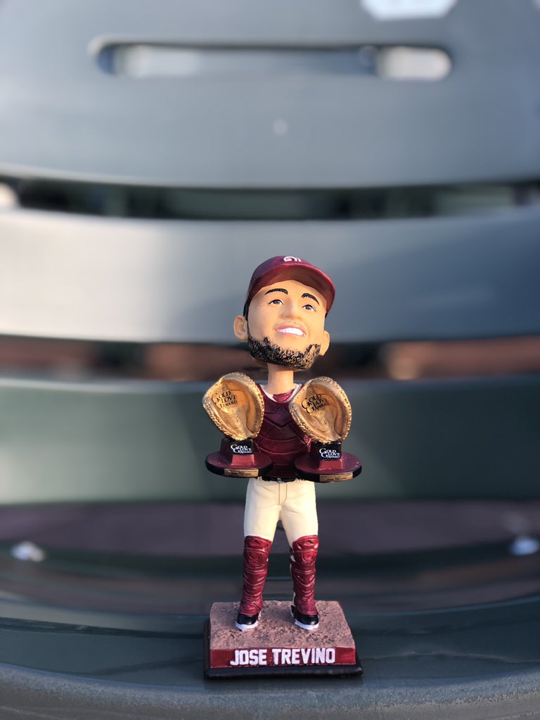 RidersBaseball's tweet photo. It’s #NationalBobbleheadDay, so we’re giving away a @HipHipJose5 Double Gold Glove bobblehead ‼️

RT &amp; follow by 4pm today, 1/7, to enter to win. 

Winner will be contacted directly. https://t.co/lfGImpUuTA