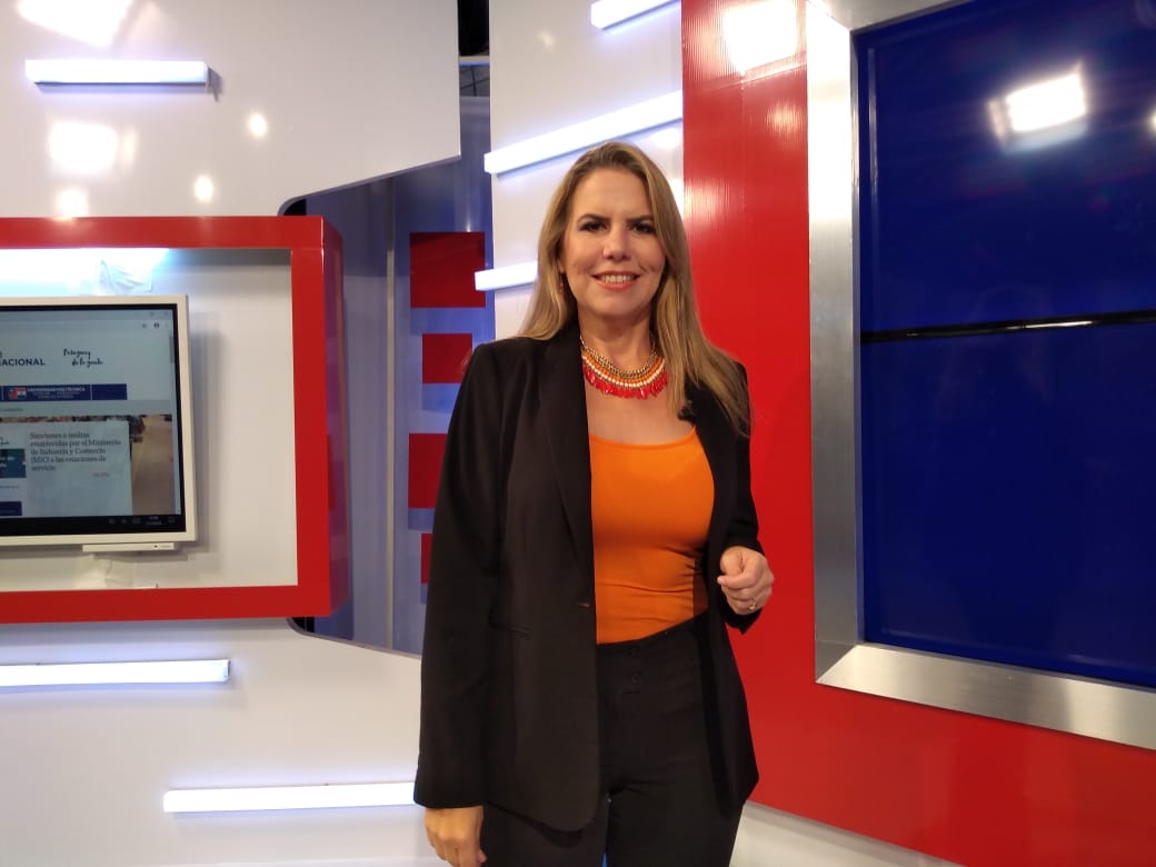 #Pyen15 "Innovación, modernización son las palabras en el <a href="/MIC_PY/">MIC Paraguay</a> , todo debe ser digital para agilizar el trabajo" Mtra. @Lizcramer_py <a href="/MIC_PY/">MIC Paraguay</a>