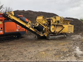 TraxTrader's tweet image. Used #Crusher #forsale from a NEW TraxTrader user @McCloskeyEquip - 2004 #RubbleMaster RM 80 buff.ly/2FcU6aW