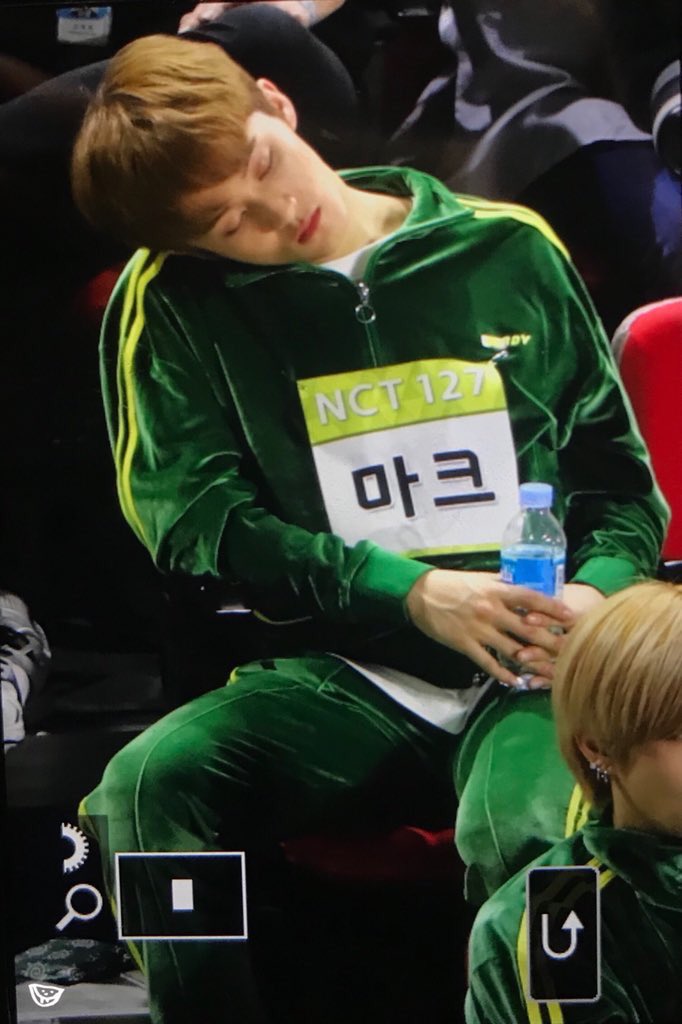 nctmarkarchive's tweet photo. [PREVIEW]
190107 © Jupiter  
Idol Star Athletic Championship (ISAC)

Sleep well when you get home bby 😭😭💔

#Mark #마크 #NCT https://t.co/68BMcem1vy
