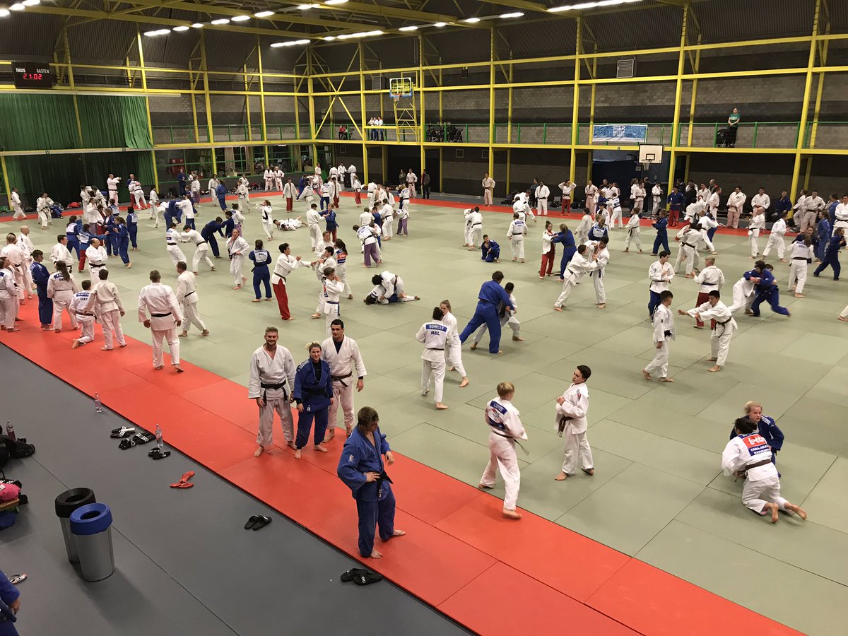 EalingJudoClub's tweet photo. Coaching at the Koksijde International training camp in Belgium over the weekend. So many #opportunities for #GrowthAndDevelopemnt at these camps for both #PlayersAndCoaches #TeamWork #BuildingChampions #Coaching https://t.co/dFoGCYSzHP
