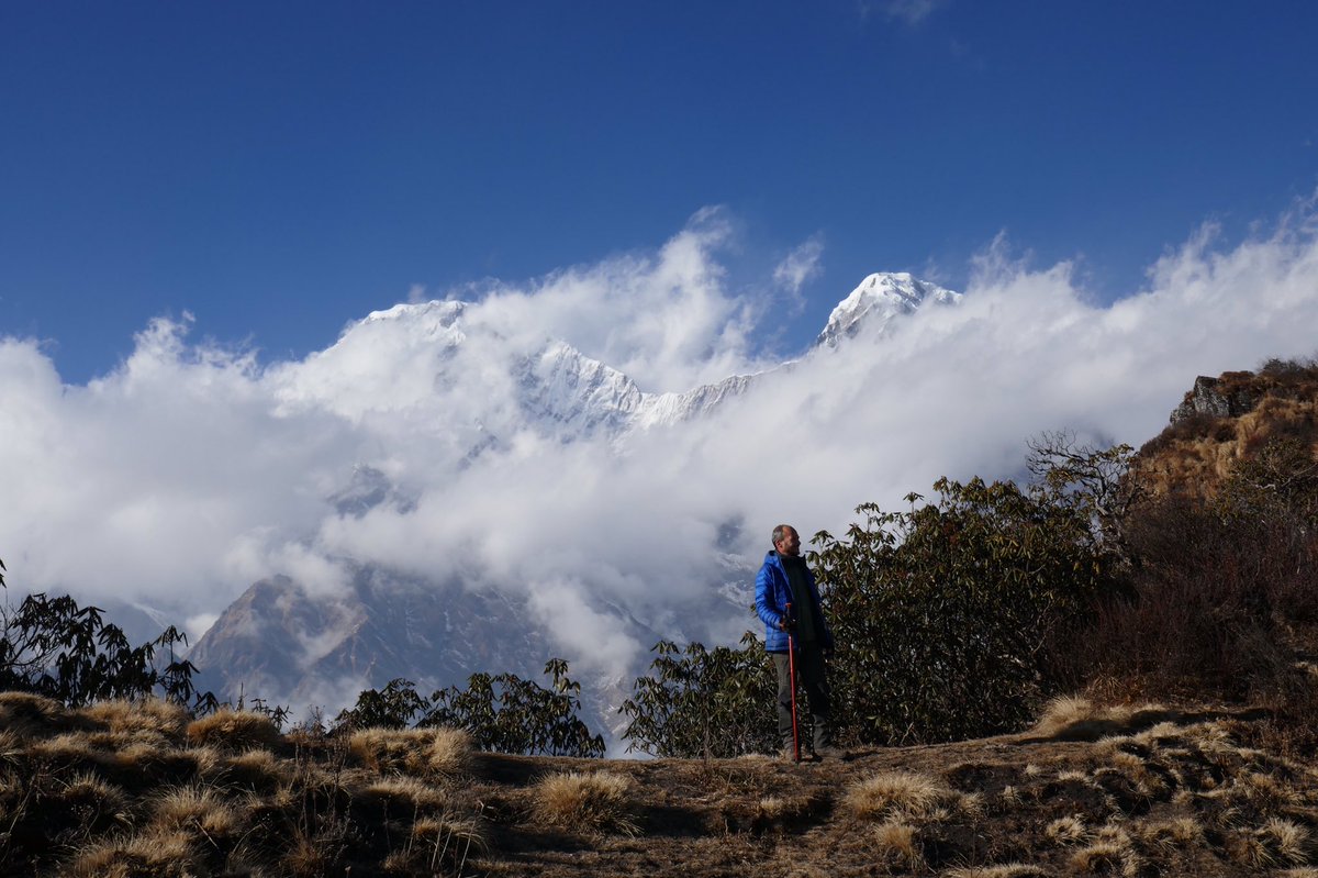 markwalkerguide's tweet image. Hanging out in the Annapurna. Amazing... @Brit_Mt_Guides @Team_BMC @MtnTraining @Salewa