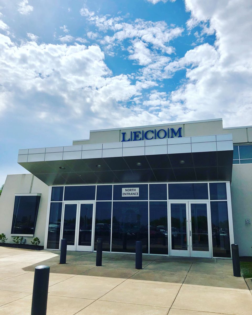 1LECOM's tweet photo. Whoโs ready to have a great semester?! ๐๐ฝโโ๏ธ๐๐ผโโ๏ธ๐๐พโโ๏ธ๐๐ฝโโ๏ธ๐๐ปโโ๏ธ
.
.
Bonus โ spring semester means itโs almost SPRING ๐๐ผ๐ทSending you all a little sunshine and a lot of motivation. #letsdothis #almostdoctors https://t.co/waK4mUBGKl